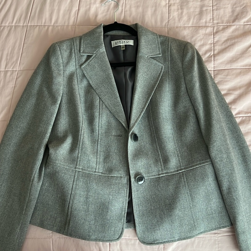 Kasper Gray suit top women’s